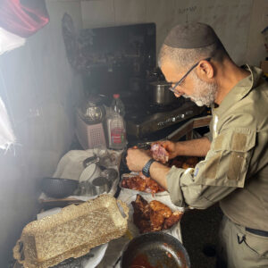 במטבח מאולתר בח'אן יונס